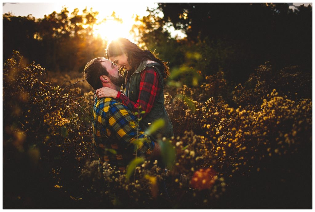 Hartford Wisconsin Loew Lake Engagement Session