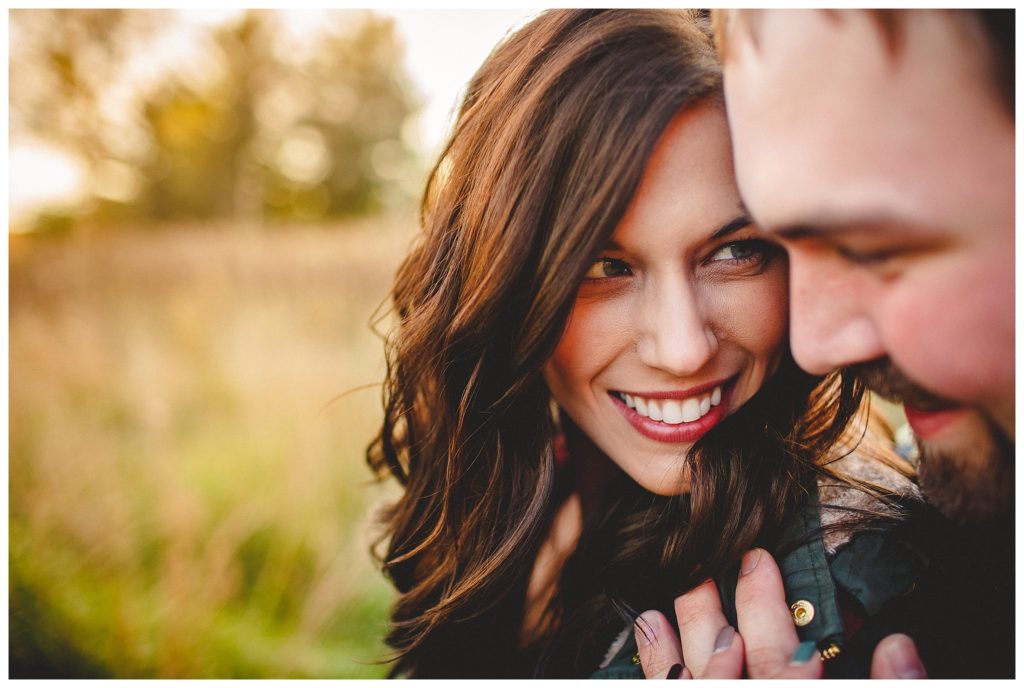 Hartford Wisconsin Loew Lake Engagement Session