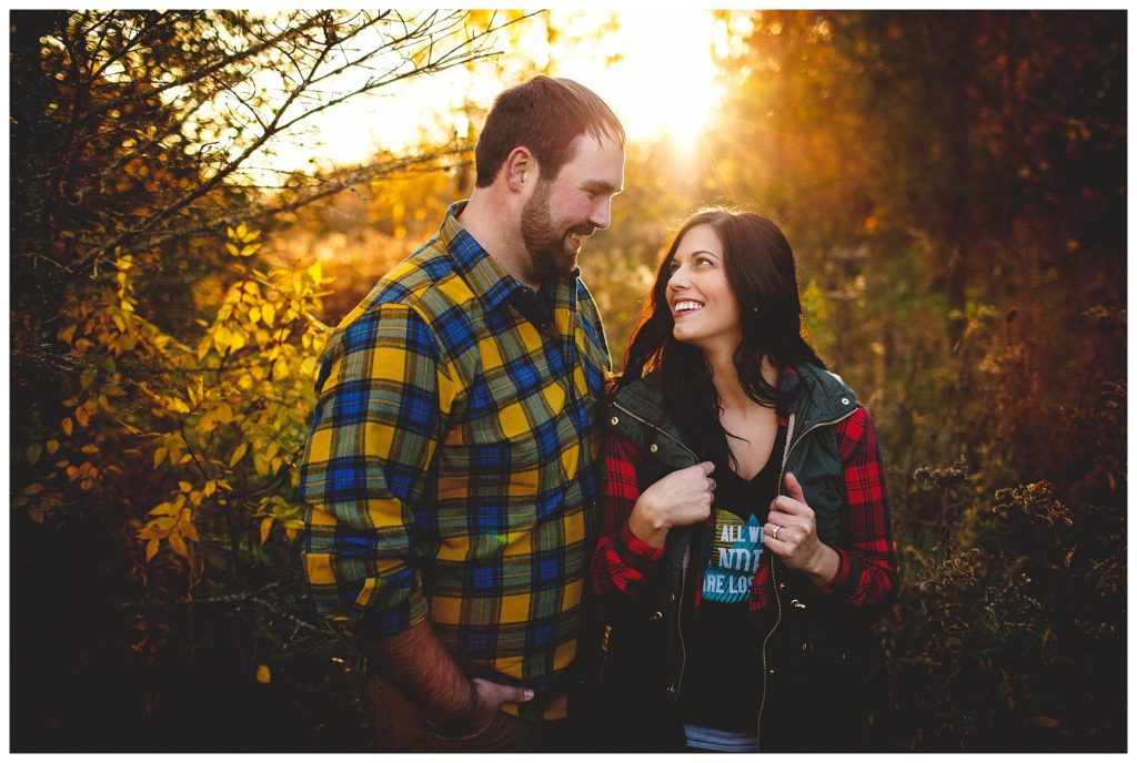 Hartford Wisconsin Loew Lake Engagement Session