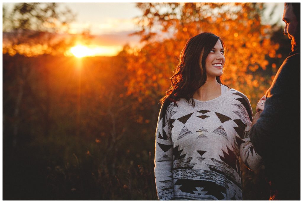 Hartford Wisconsin Loew Lake Engagement Session