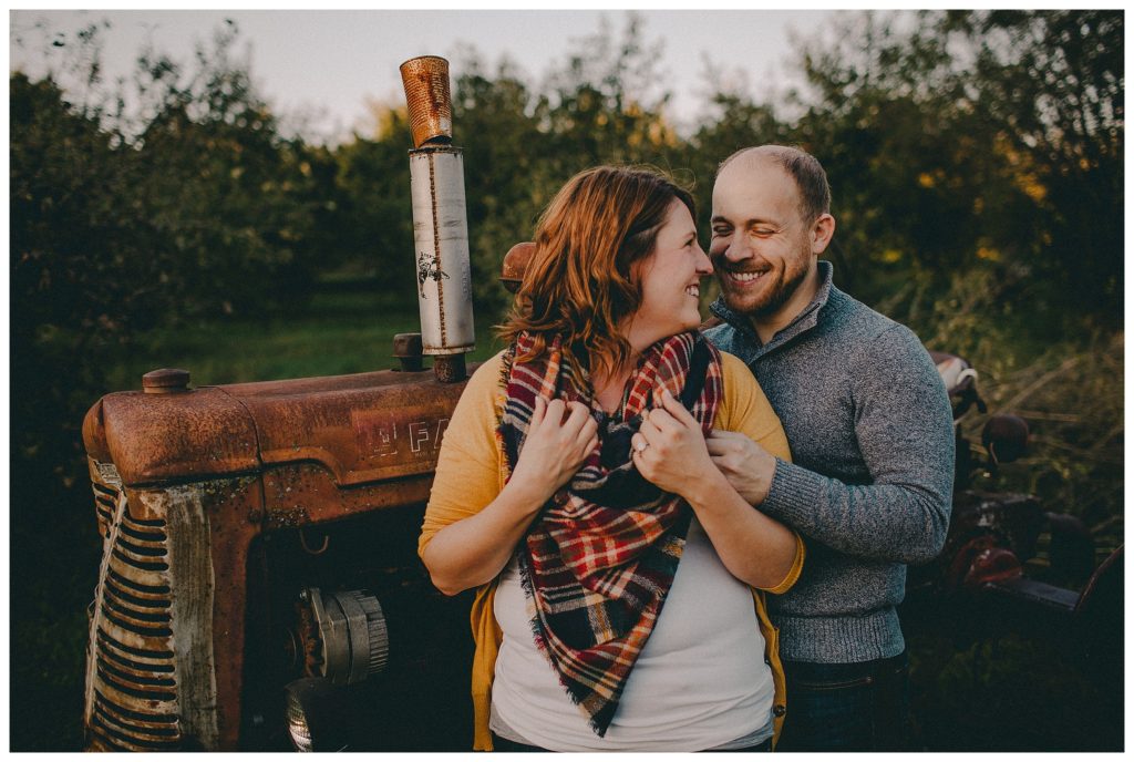 Madison Wisconsin Fall Engagement Session Jerry's Apple Sun Prairie Wisconsin