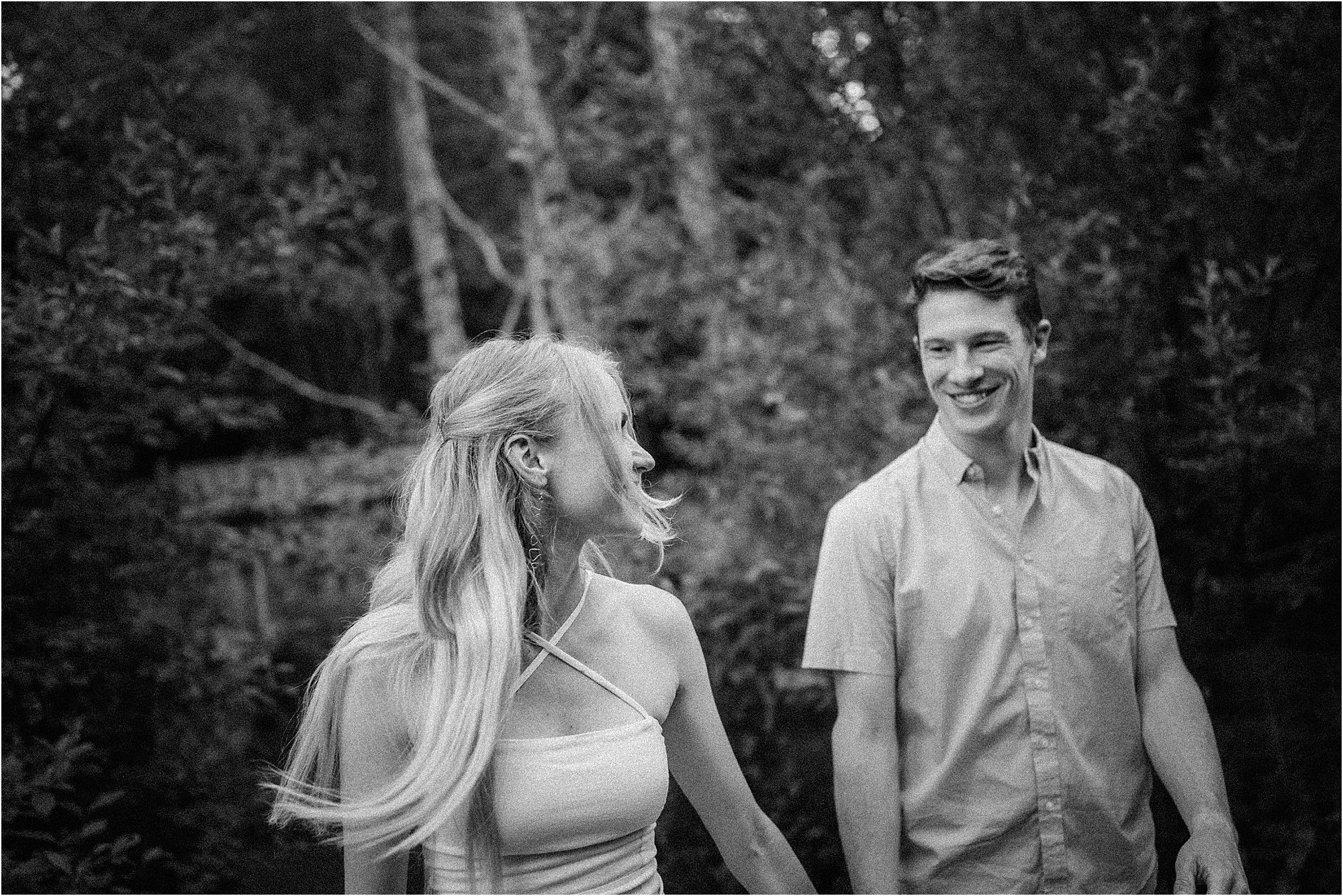 Madison Wisconsin engagement photographer natural session
